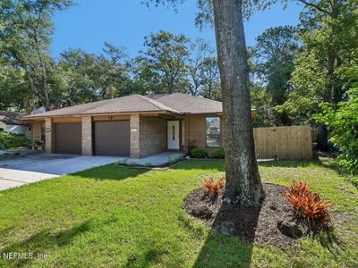 7478 COLONY COVE Lane