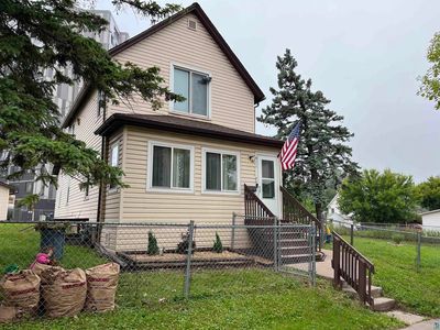 411 N 52nd Ave W