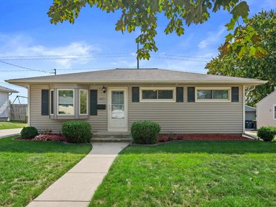 Property at 1623 Birch Dr, Waukesha, WI