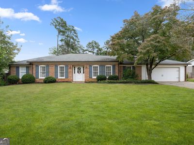 1095 Tuxedo Dr