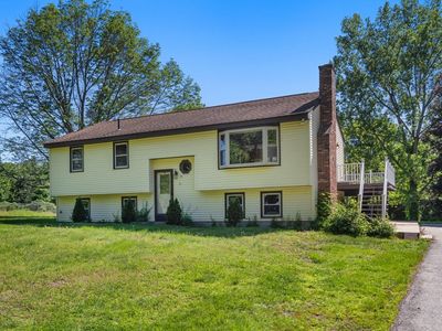 11 Ashworth Dr