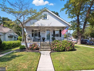 102 2nd Ave