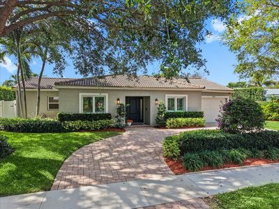 944 SW 1st Street