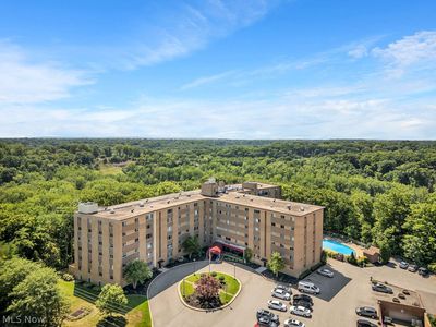 18501 Hilliard Blvd APT 609