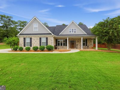 Property at 160 Jackson Dr, Forsyth, GA