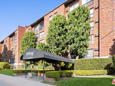1440 Veteran Ave APT 407