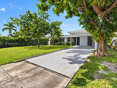 Property at 5317 NE 5th Ave, Oakland Park, FL