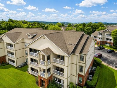 4254 NE Meadow Creek Cir APT 302