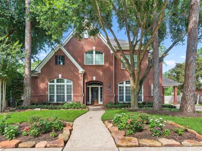 3906 Emerald Falls Dr