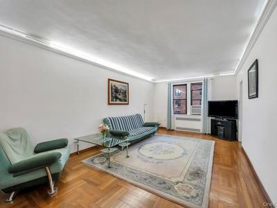 10010 67 Road 4 Floor