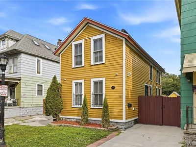 51 Trinity Pl