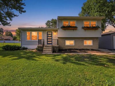 6611 Hendrickson Rd