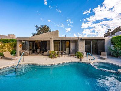 971 N Sundance Cir