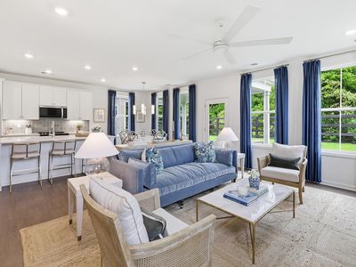 7694 Mistflower Cir