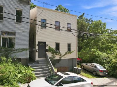 104 Solar St