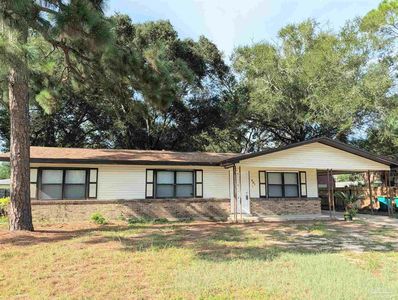 607 Lang Rd