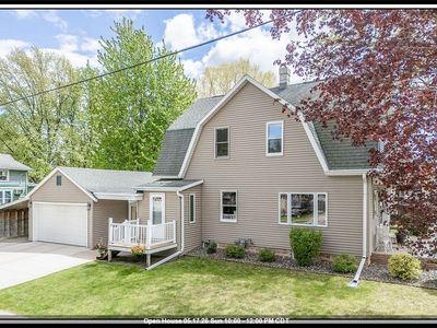 Property at 1002 S Mill St, New London, WI