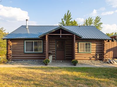 2572 Us Highway 2 W
