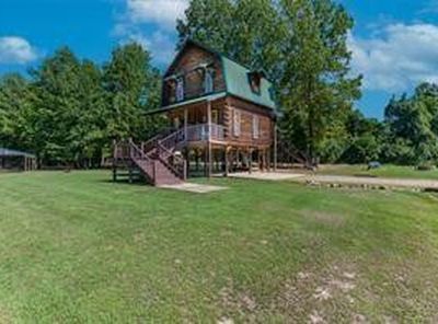 22 County Road 2512