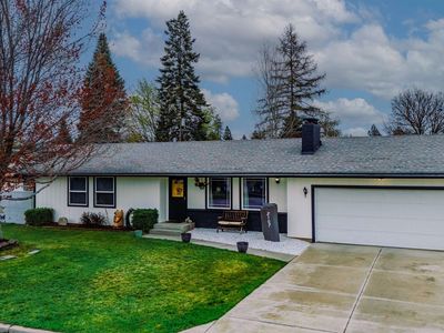 2107 S Fawn Dr