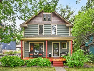 699 Delaware Ave