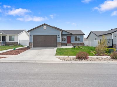 2428 E Jim Bridger Dr