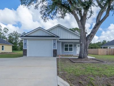 Property at 27438 W 4th Ave, Hilliard, FL