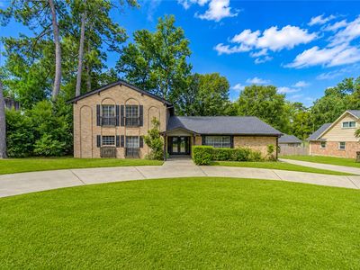 814 Stone Mountain Dr