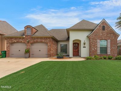 301 Harvest Ln