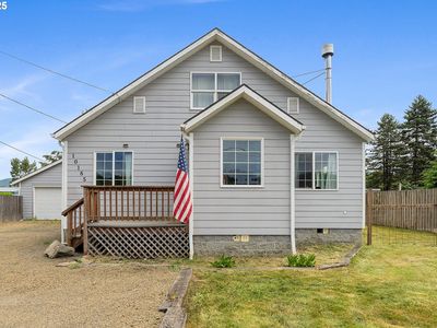 10185 Highway 101 S