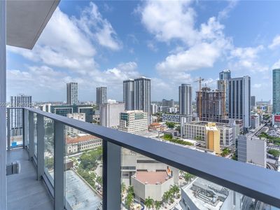 227 NE 2nd St Unit 2906
