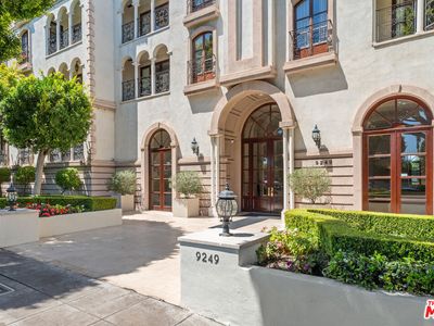 9249 Burton Way Unit 302