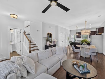 4353 Ridgemont Cir