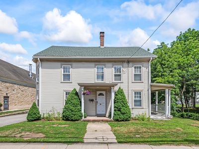 82 Main St