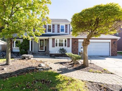 86 Pine Ct N