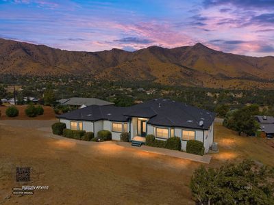 3233 Denise Dr