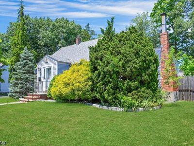 397 Pleasant Ave