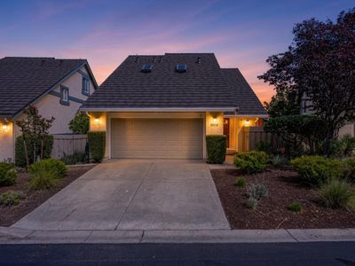 10112 Adelheid Ct