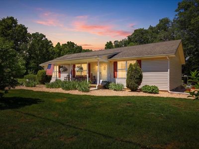 Property at 925 Mount Torrey Rd, Lyndhurst, VA