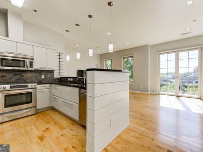 1430 Dresden Dr NE Unit 320