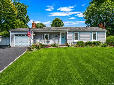 16 Pine Edge Drive