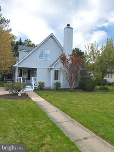 819 Chapel Farm Dr