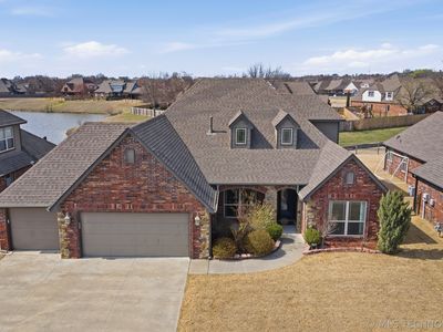 8922 N 143rd East Ave