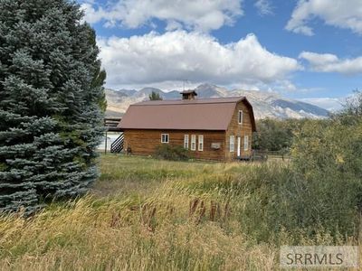 4554 N Highway 93