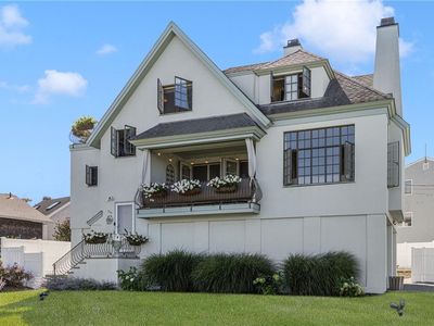 130 Common Fence Blvd