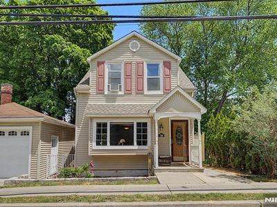 788 Belmont Ave