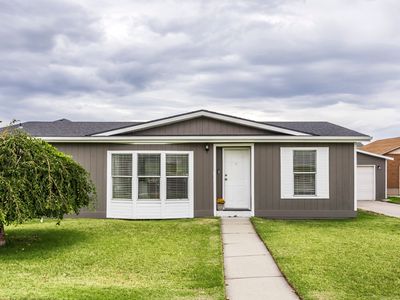 6080 W Brook Hollow Dr