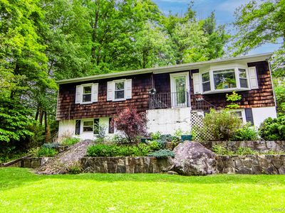 36 Rochambeau Road