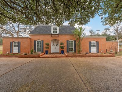 Property at 701 Fonville Dr, Marlin, TX