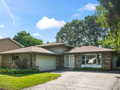 1292 N Linden Ave